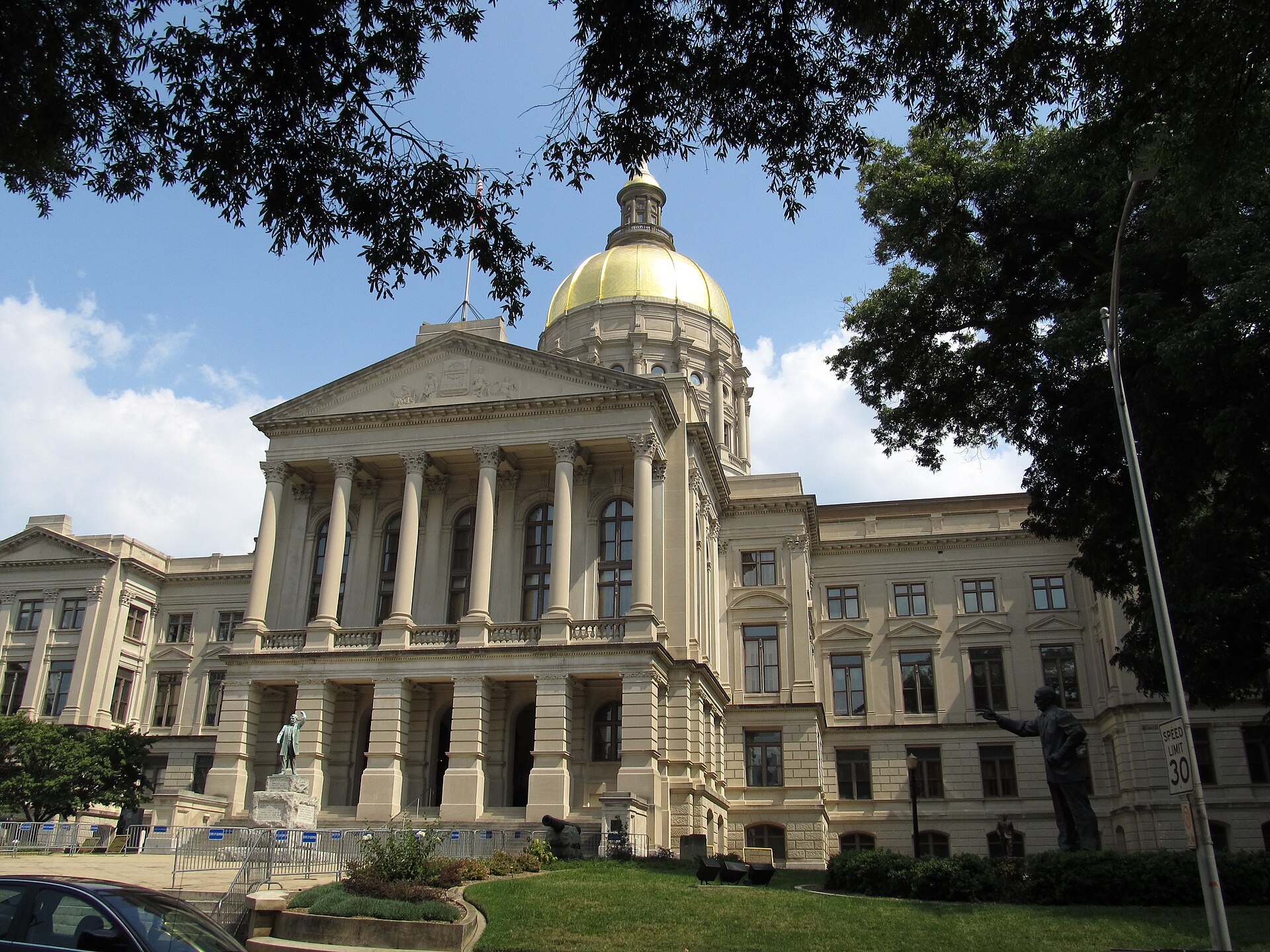 The Georgia State Capitol in Atlanta. Photo by Ken Lund, via Wikimedia Commons (CC BY-SA 2.0)